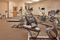 ห้องออกกำลังกาย Holiday Inn Express & Suites KANSAS CITY-LIBERTY (HWY 152), an IHG Hotel