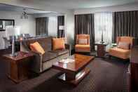 Ruang Umum Crowne Plaza PHOENIX AIRPORT - PHX, an IHG Hotel