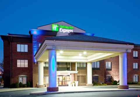 Bên ngoài Holiday Inn Express & Suites SHELBYVILLE, an IHG Hotel