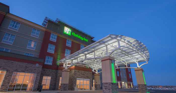 Bên ngoài Holiday Inn BISMARCK, an IHG Hotel