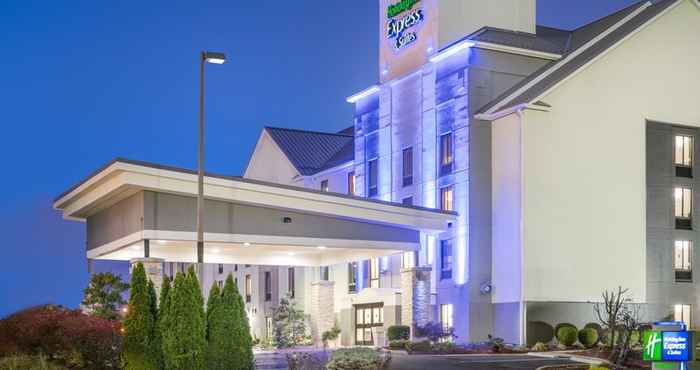 Luar Bangunan Holiday Inn Express & Suites LOUISVILLE EAST, an IHG Hotel