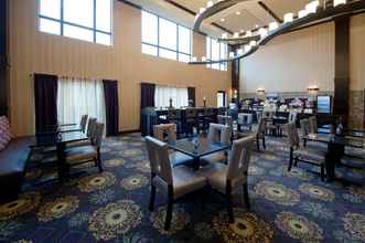 Restoran 4 Holiday Inn Express & Suites CLEARFIELD, an IHG Hotel