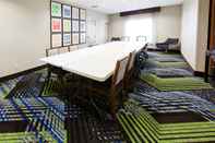 Sảnh chức năng Holiday Inn Express & Suites SHELBYVILLE, an IHG Hotel