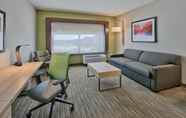 Common Space 2 Holiday Inn Express & Suites ROSWELL, an IHG Hotel