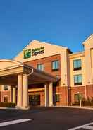 EXTERIOR_BUILDING Holiday Inn Express Bordentown - Trenton South, an IHG Hotel