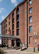 Hotel Exterior Holiday Inn Express LIVERPOOL - ROYAL ALBERT DOCK, an IHG Hotel