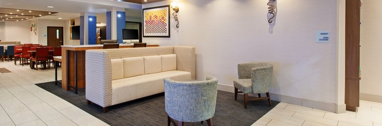 Sảnh chờ Holiday Inn Express & Suites OAKLAND-AIRPORT, an IHG Hotel