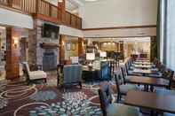 Bar, Cafe and Lounge Staybridge Suites FAYETTEVILLE/UNIV OF ARKANSAS, an IHG Hotel