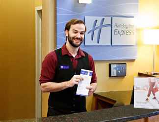 Lobby 2 Holiday Inn Express & Suites HARRISBURG W - MECHANICSBURG, an IHG Hotel