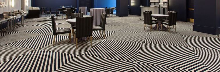 Lobby Hotel Indigo LOS ANGELES DOWNTOWN by IHG, an IHG Hotel