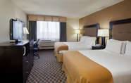 Bedroom 2 Holiday Inn Express UNION CITY (SAN JOSE), an IHG Hotel