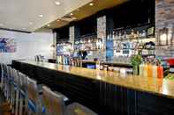Bar, Cafe and Lounge Holiday Inn DETROIT METRO AIRPORT, an IHG Hotel