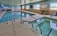 Swimming Pool 4 Holiday Inn Express & Suites PORTALES, an IHG Hotel