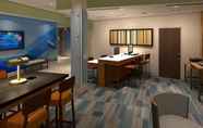 Lobi 6 Holiday Inn Express & Suites BRASELTON WEST, an IHG Hotel