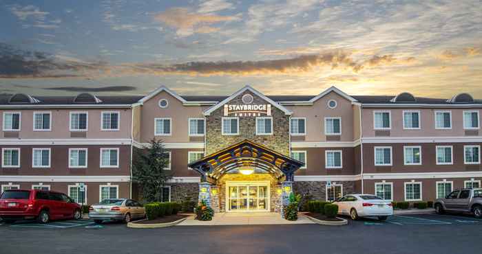 Exterior Staybridge Suites ALLENTOWN WEST, an IHG Hotel