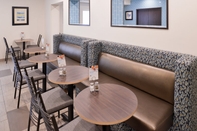 Bar, Cafe and Lounge Holiday Inn Express & Suites SIOUX FALLS AT EMPIRE MALL, an IHG Hotel