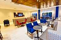 Bar, Cafe and Lounge Holiday Inn Express & Suites PERRYVILLE I-55, an IHG Hotel