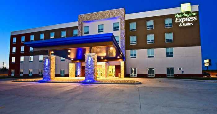 Exterior Holiday Inn Express & Suites PERRYVILLE I-55, an IHG Hotel