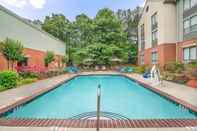 Kolam Renang Holiday Inn ATLANTA/ROSWELL, an IHG Hotel