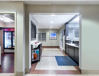 Lobby 2 Candlewood Suites LAKE MARY