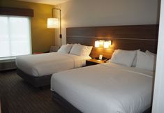 침실 3 Holiday Inn Express & Suites JACKSONVILLE NORTH-FERNANDINA by IHG, an IHG Hotel