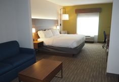 침실 7 Holiday Inn Express & Suites JACKSONVILLE NORTH-FERNANDINA by IHG, an IHG Hotel