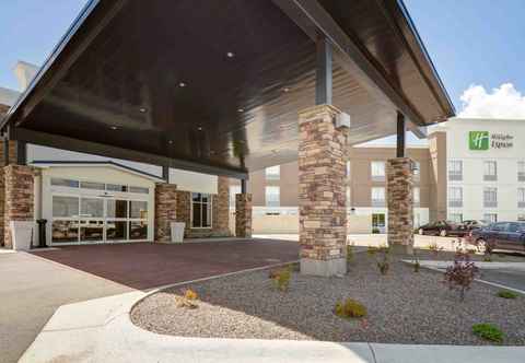 ภายนอกอาคาร Holiday Inn Express & Suites NORTH PLATTE, an IHG Hotel