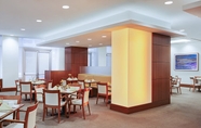 ร้านอาหาร 2 InterContinental SUITES HOTEL CLEVELAND, an IHG Hotel