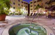 Entertainment Facility 6 Staybridge Suites NAPLES-GULF COAST, an IHG Hotel