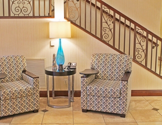 ล็อบบี้ 2 Holiday Inn Express & Suites CAPE GIRARDEAU I-55, an IHG Hotel