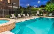 สระว่ายน้ำ 7 Staybridge Suites KANSAS CITY-INDEPENDENCE, an IHG Hotel
