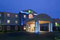 Luar Bangunan Holiday Inn Express & Suites SWANSEA, an IHG Hotel