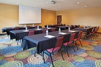 Functional Hall Holiday Inn Express & Suites COLUMBUS EAST - REYNOLDSBURG, an IHG Hotel