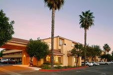 Exterior Holiday Inn Express SIMI VALLEY by IHG, an IHG Hotel