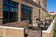 Ruang untuk Umum Holiday Inn & Suites SALT LAKE CITY-AIRPORT WEST, an IHG Hotel