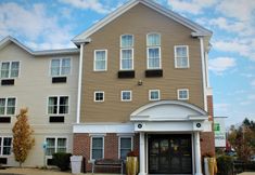 Exterior 4 Holiday Inn Express DURHAM - (UNH) by IHG, an IHG Hotel