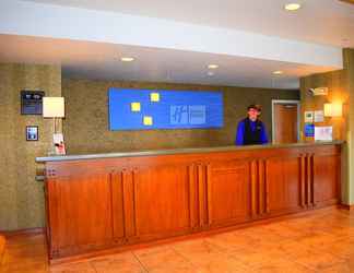 Lobi 2 Holiday Inn Express LEWISTON, an IHG Hotel