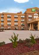 EXTERIOR_BUILDING Holiday Inn Express & Suites Jackson / Pearl Intl Airport, an IHG Hotel