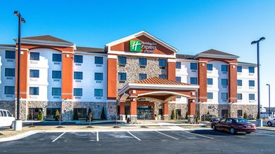 外観 4 Holiday Inn Express & Suites ELKTON - UNIVERSITY AREA by IHG, an IHG Hotel