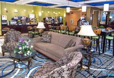 ロビー 4 Holiday Inn Express & Suites ELKTON - UNIVERSITY AREA by IHG, an IHG Hotel