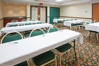 Functional Hall Holiday Inn & Suites LA CROSSE - DOWNTOWN, an IHG Hotel