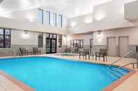 Swimming Pool Holiday Inn Express & Suites GILLETTE, an IHG Hotel