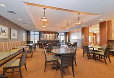 Restaurant 6 Holiday Inn LARAMIE  by IHG, an IHG Hotel