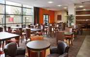 อื่นๆ 7 Holiday Inn Express SLOUGH, an IHG Hotel