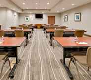 Functional Hall 6 Staybridge Suites OKLAHOMA CITY DWTN - BRICKTOWN, an IHG Hotel