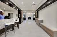 Lobby Staybridge Suites OKLAHOMA CITY DWTN - BRICKTOWN, an IHG Hotel