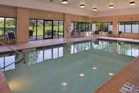 Swimming Pool Holiday Inn Express OLEAN, an IHG Hotel