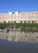 EXTERIOR_BUILDING Holiday Inn Express & Suites PORT HURON, an IHG Hotel