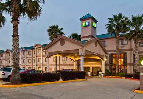 Bangunan Holiday Inn Express & Suites LAKE CHARLES, an IHG Hotel