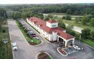 Tempat Tarikan Berdekatan 5 Holiday Inn Express KERNERSVILLE, an IHG Hotel